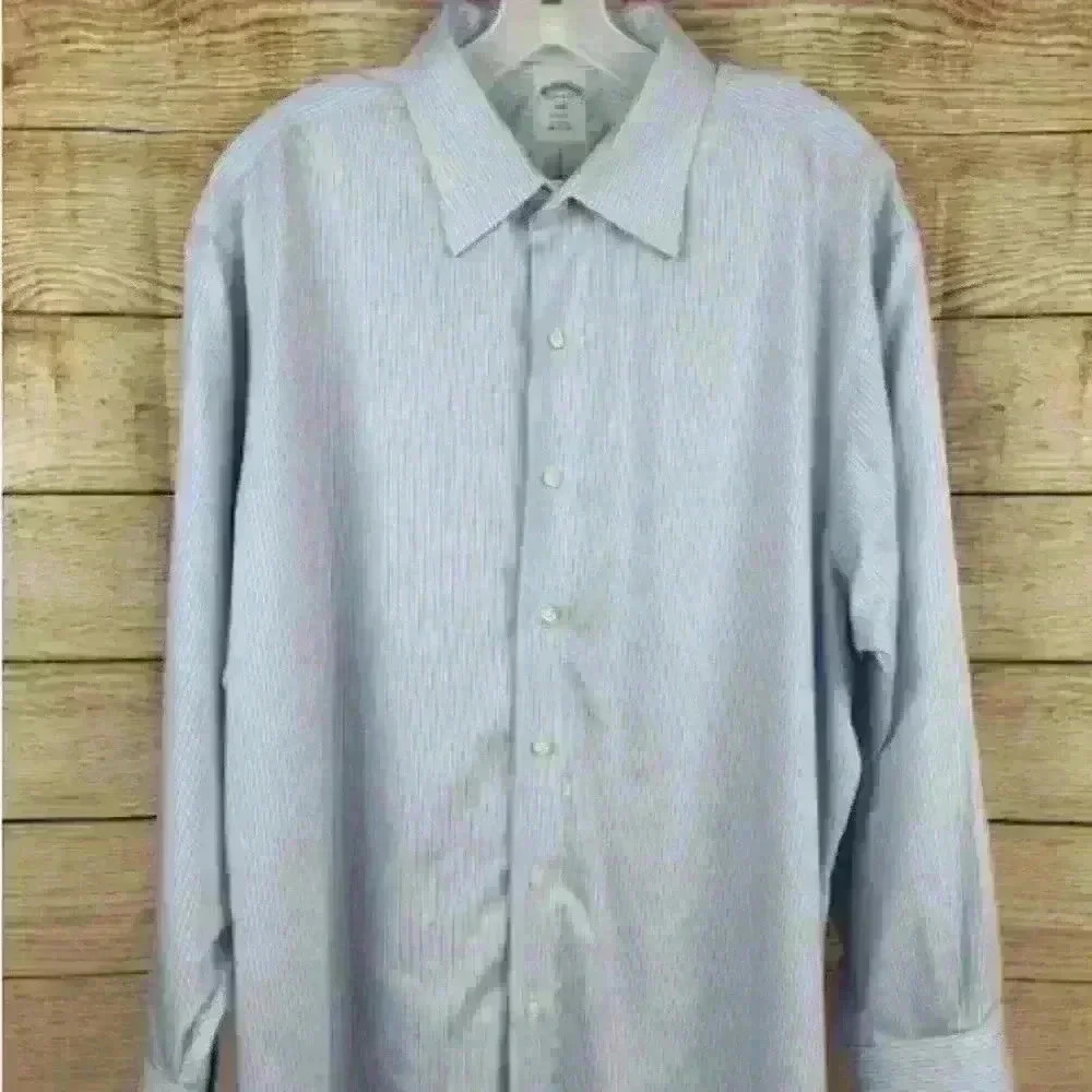 Brooks Brothers Mens Long Sleeve Button Down Shirt size 17 1/2 - 2/3